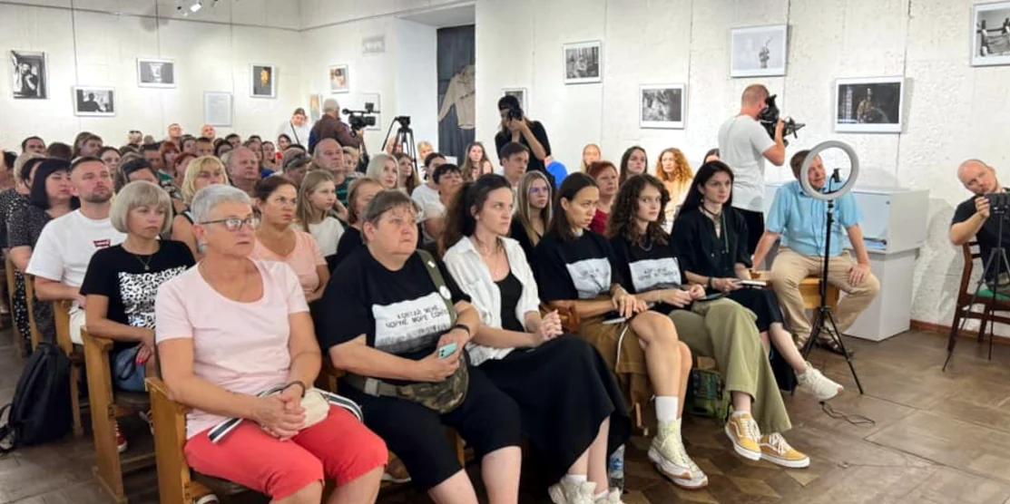 Виставка пам’яті Максима «Далі» Кривцова відкрилась у Рівному