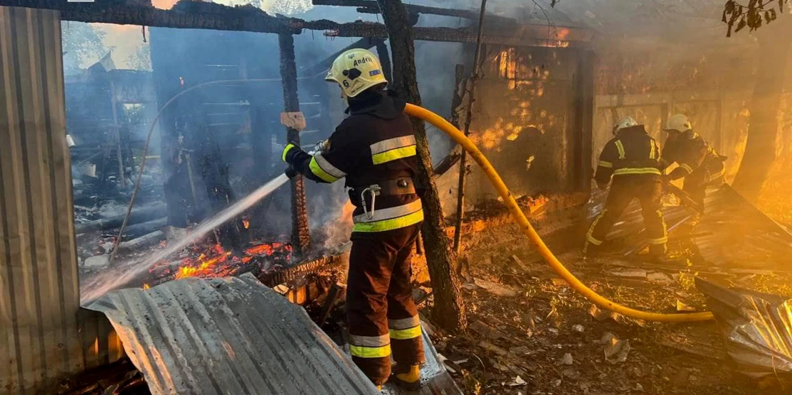 Рівненські рятувальники ліквідували п’ять пожеж за добу