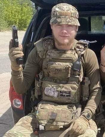 На Рівненщині попрощались із двома захисниками - фото 2 На Рівненщині попрощались із двома захисниками - фото 2