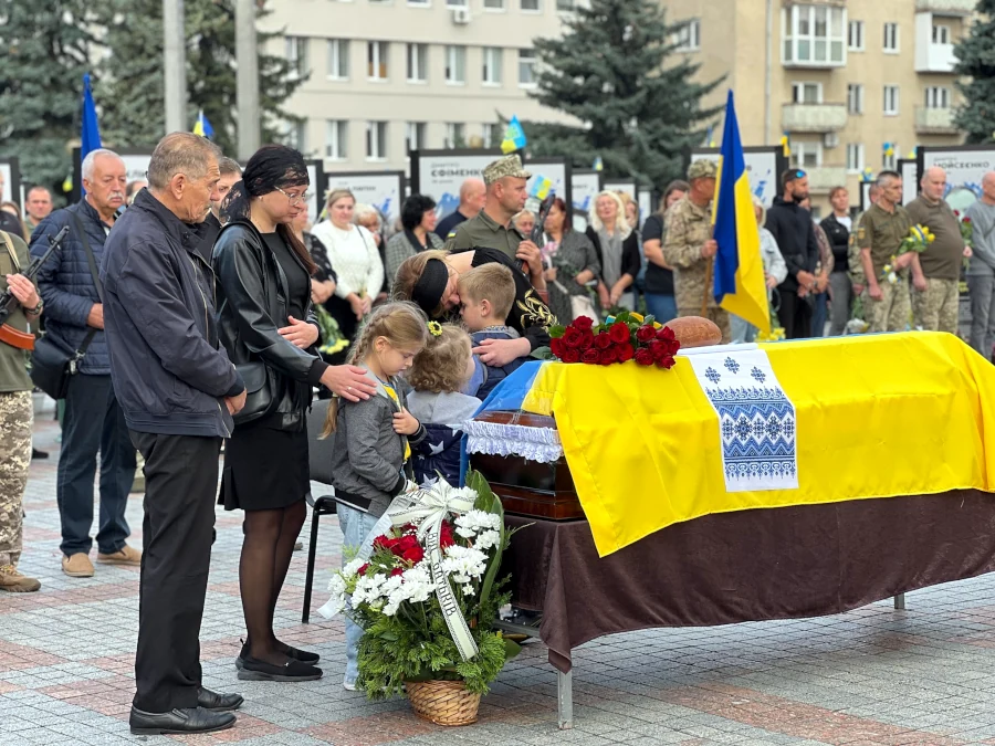 У Рівному провели у Вічність полеглого Захисника - фото 1