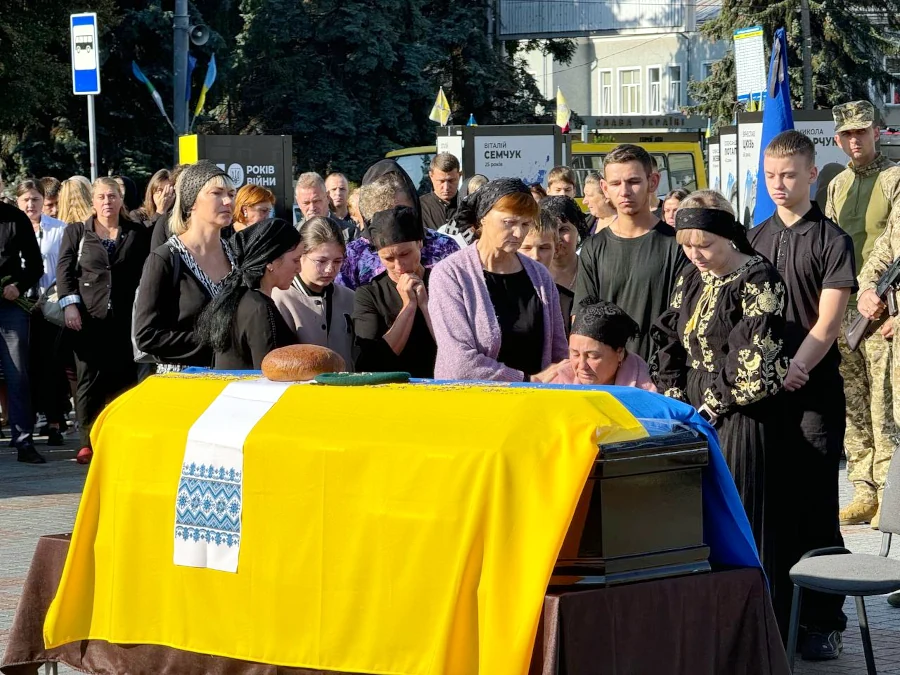 У Рівному провели у Вічність Захисника - фото 1