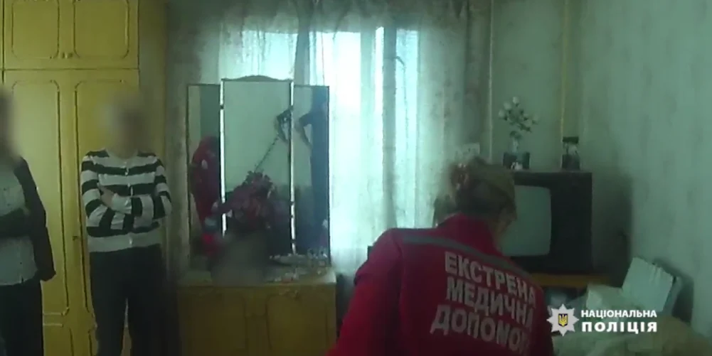 Чоловіка, який упав і пролежав дві доби, врятували у Вараші (ВІДЕО)