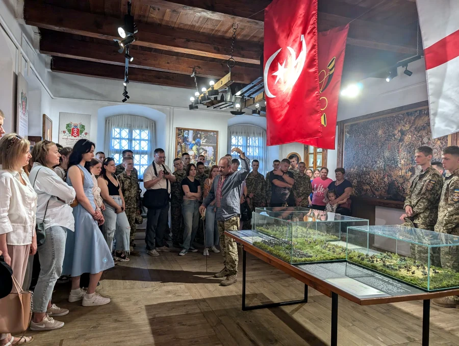 510 річниця битви під Оршею. В Острозькому замку відкрилась виставка - фото 1 510 річниця битви під Оршею. В Острозькому замку відкрилась виставка - фото 1
