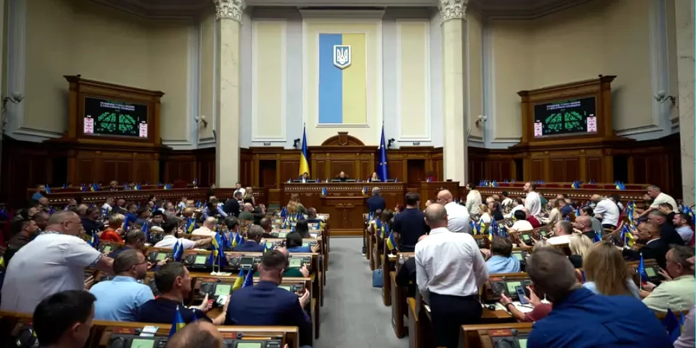 Голова Фонду держмайна Віталій Коваль, разом з трьома міністрами, подали у відставку
