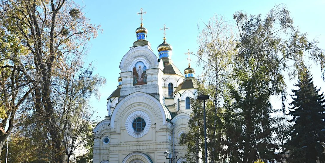 Розклад богослужінь на Великдень у найбільших храмах Рівного