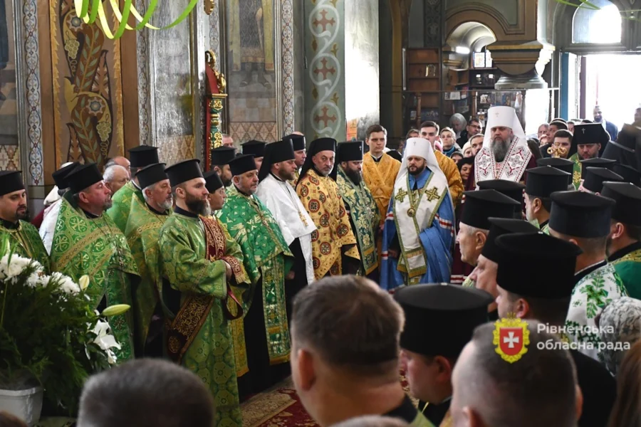 129 років тому освятили Свято-Воскресенський катедральний собор у Рівному - фото 1