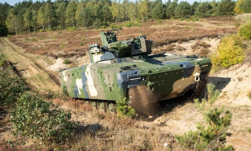 Перший з чотирьох заводів Rheinmetall в Україні вже працює: скоро будуть перші БМП
