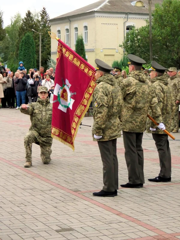 Присягу ліцеїста дали 72 юнаки Острозького військового ліцею - фото 1 Присягу ліцеїста дали 72 юнаки Острозького військового ліцею - фото 1