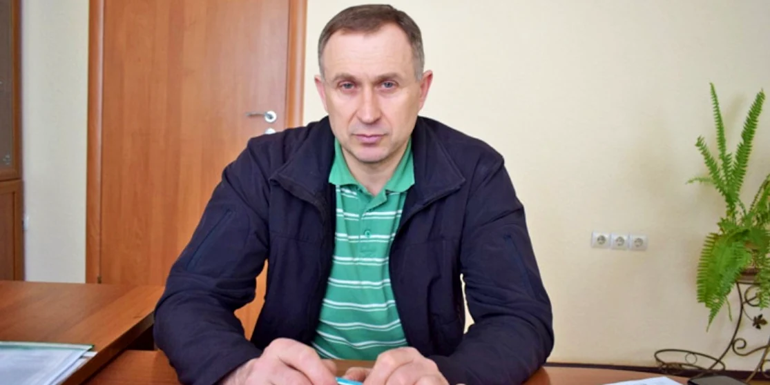 Що задекларував за 2023 рік посадовець, який попався на хабарі?