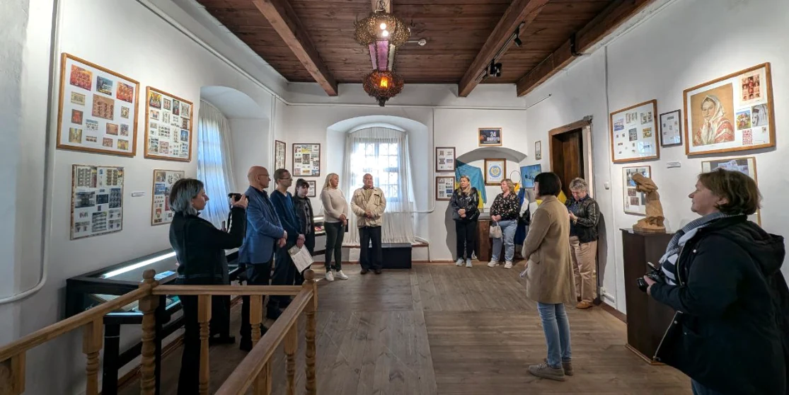 Філателістична виставка відкрилася в Острозькому замку
