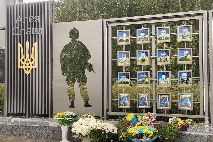 Рівненські нацгвардійці вшанували полеглих побратимів
