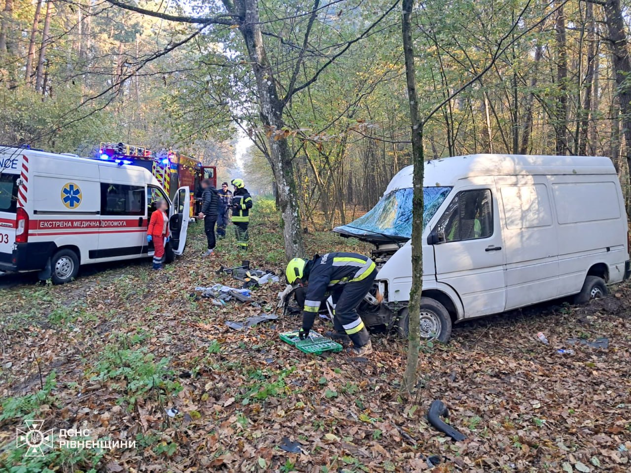 Рятувальники Рівненщини допомагали у ліквідації ДТП