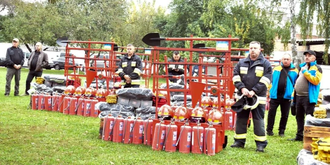 Обладнання для пожежогасіння отримали 27 громад Рівненщини
