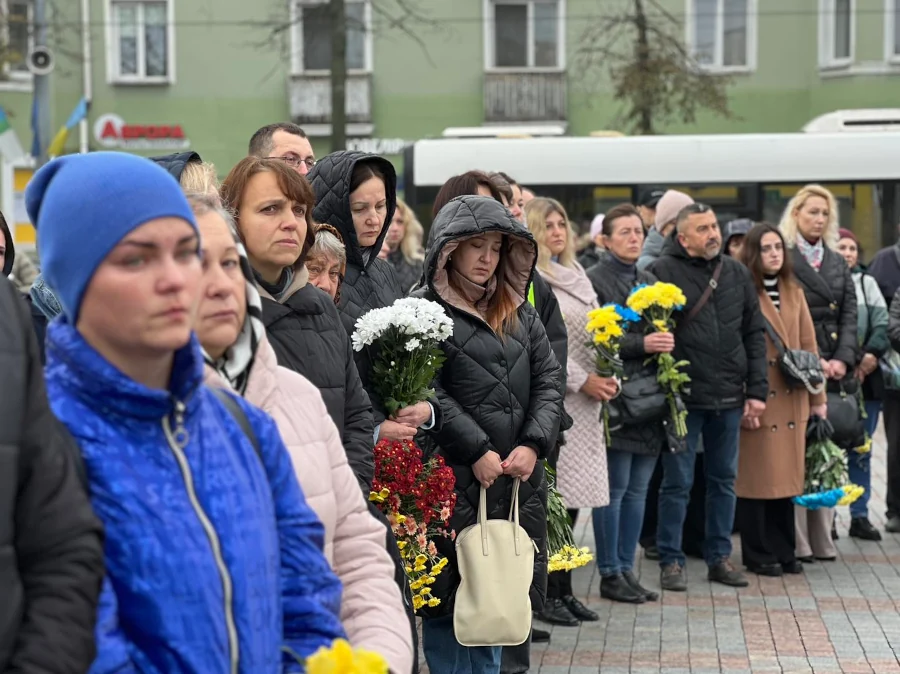У Рівному провели в останню дорогу полеглого Захисника - фото 2