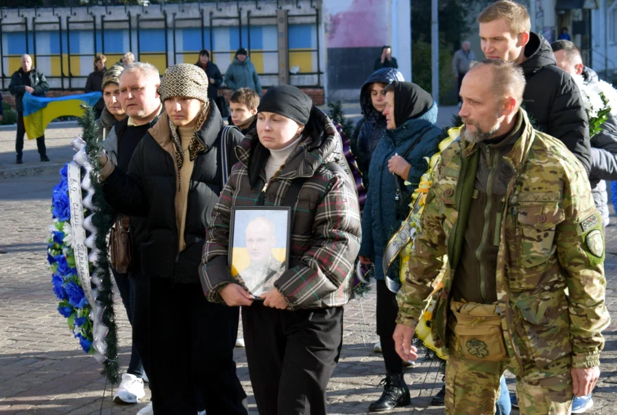 У Здолбунівській громаді провели полеглого Захисника - фото 1