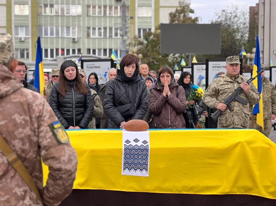 У Рівному попрощалися із полеглим Захисником - фото 1