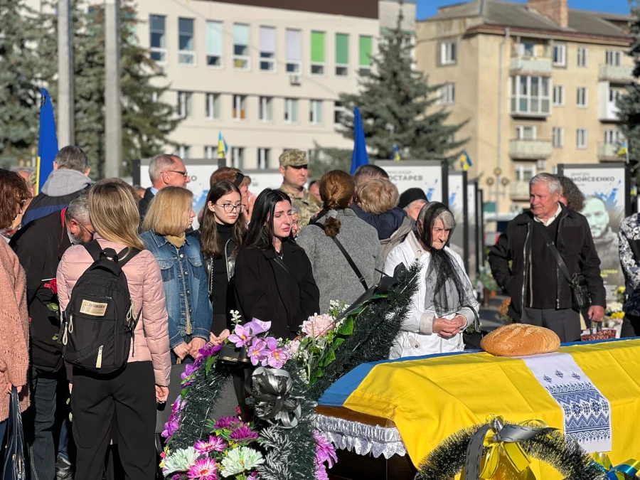 У Рівному провели у засвіти полеглого Захисника - фото 1