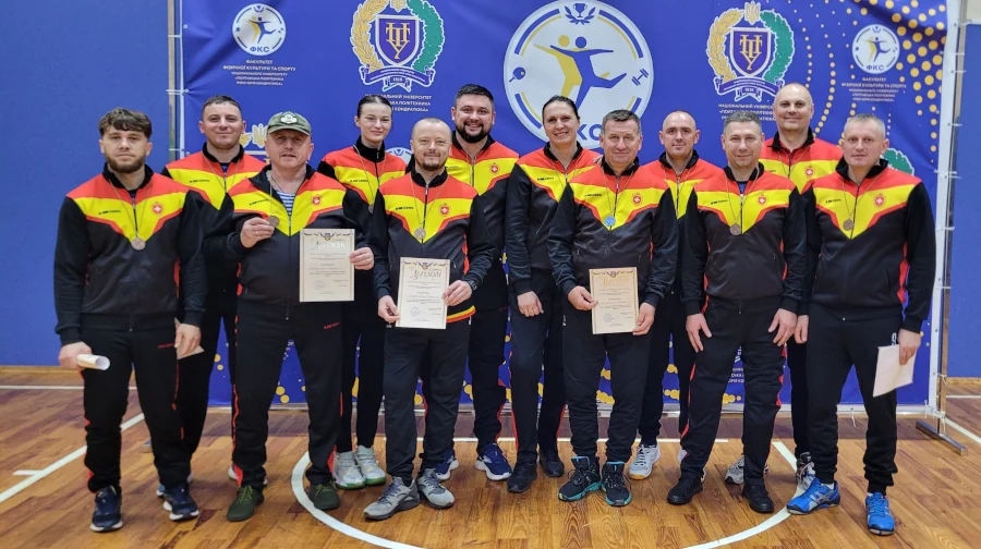 Перші медалі чемпіонату України з волейболу сидячи здобула команда Рівненщини - фото 4