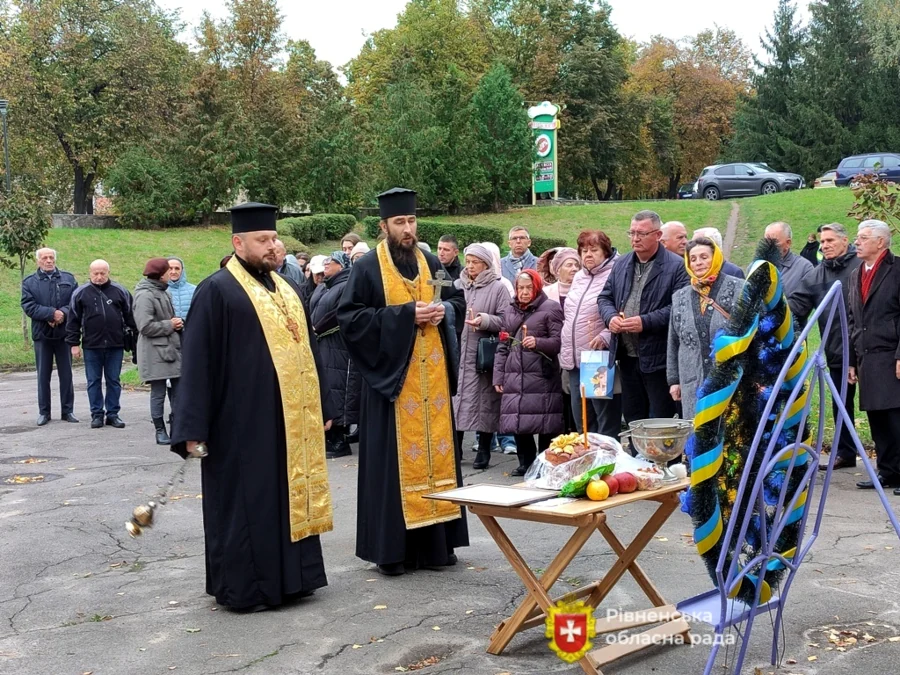 Пам'ять жертв нацистських розстрілів в урочищі «Видумка» вшанували у Рівному - фото 2