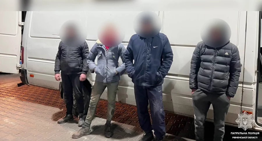 У підприємця у Рівному уночі вкрали декілька скутерів - фото 1 У підприємця у Рівному уночі вкрали декілька скутерів - фото 1