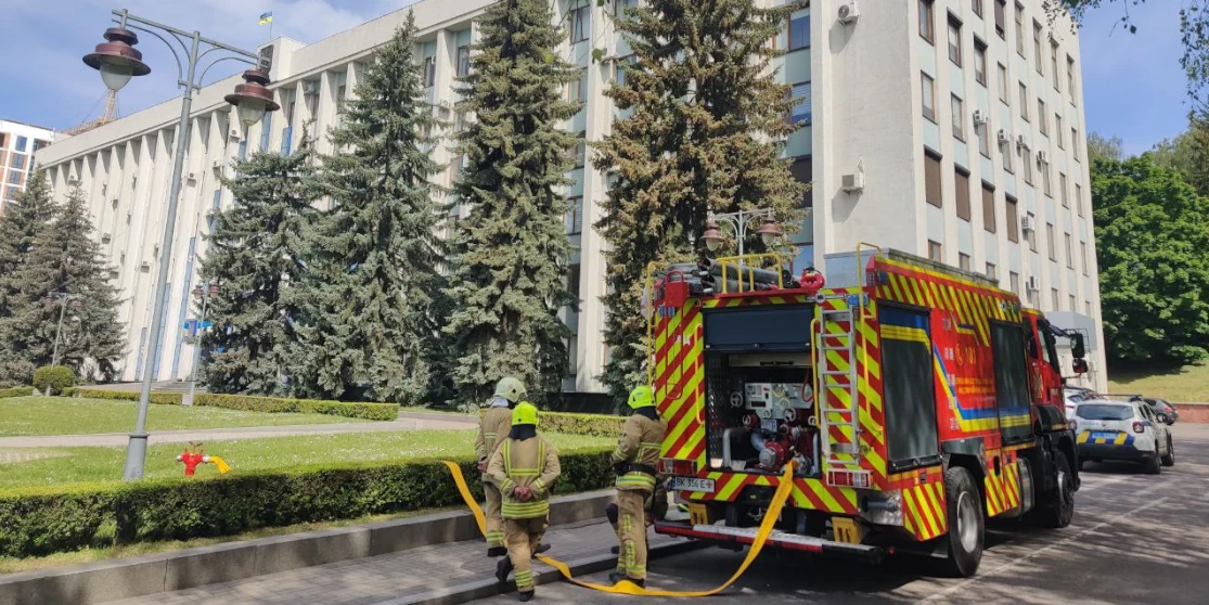 Вибухонебезпечних предметів не виявили. Евакуювали 7 тис. людей