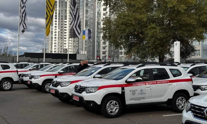 10 центрів “первинки” Рівненщини отримали нові автівки