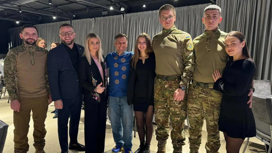 1 054 560 гривень зібрали на 19 благодійній гастро-вечері у Луцьку для ЗСУ - фото 1 1 054 560 гривень зібрали на 19 благодійній гастро-вечері у Луцьку для ЗСУ - фото 1