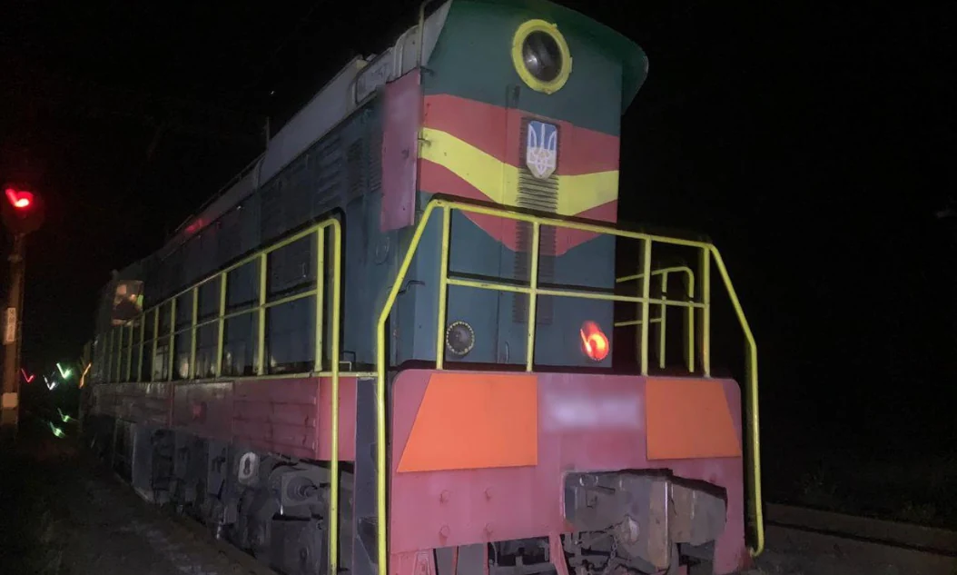 Під потягом на Рівненщині загинув чоловік. Поліція встановлює його особу
