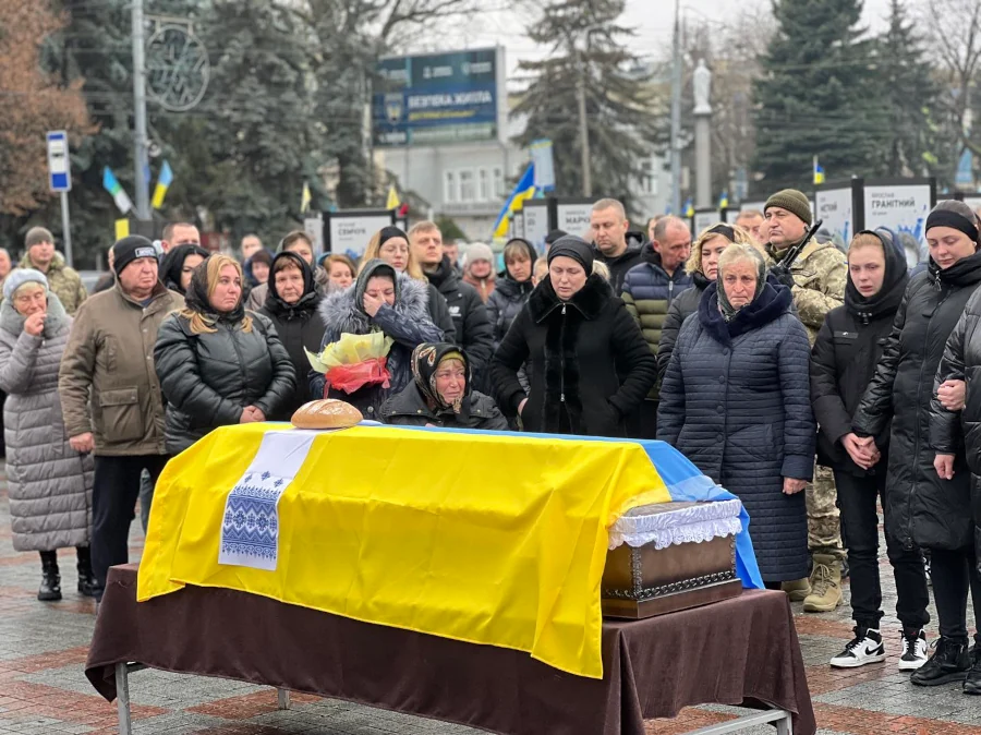 У Рівному провели у Вічність полеглого захисника - фото 1