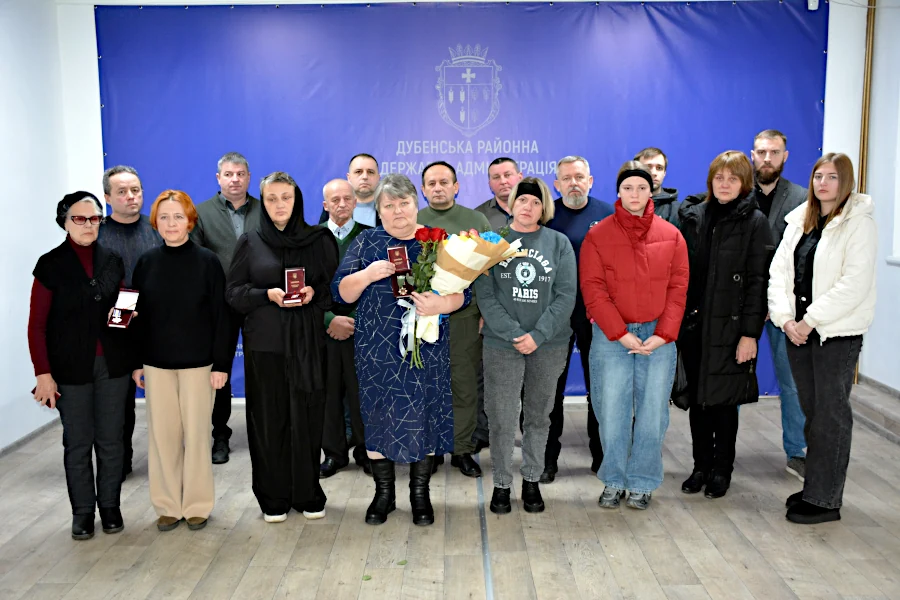 Державні нагороди отримали рідні полеглих Героїв з Рівненщини - фото 1