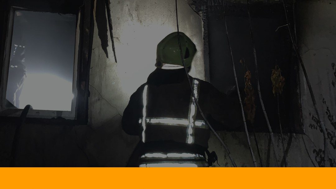 Пожежники виявили загиблого чоловіка у Рівному
