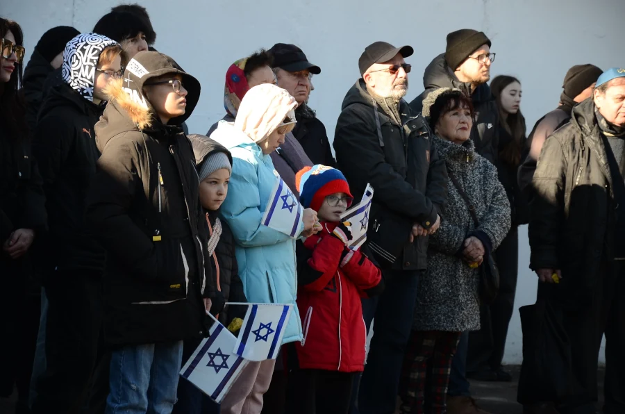 Пам’ять жертв нацистських розстрілів вшанували в урочищі Сосонки - фото 1