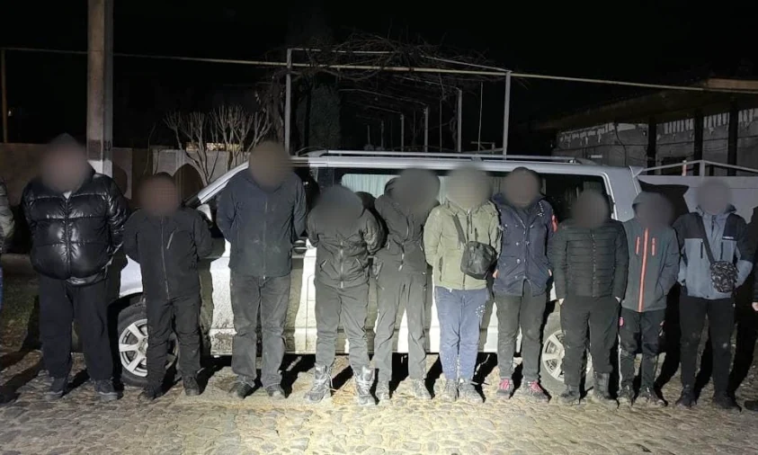 Рівнянин віз до кордону дев’ятьох військовозобов’язаних чоловіків