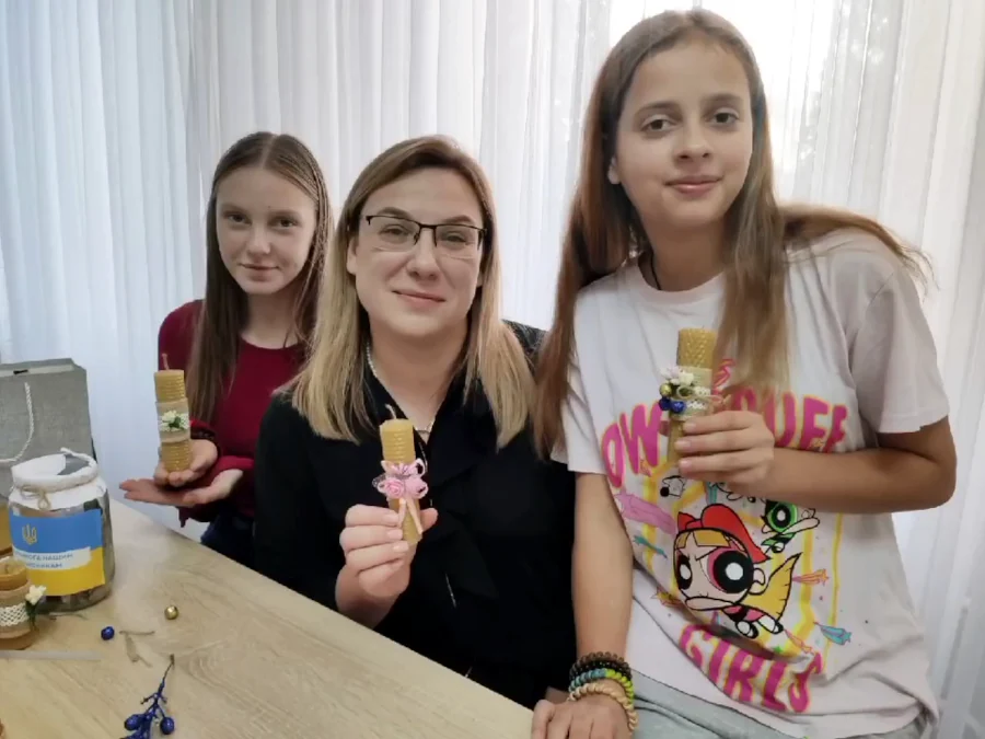 Майже 80 тис. грн для ЗСУ зібрали в ліцеї на Рівненщині - фото 1 Майже 80 тис. грн для ЗСУ зібрали в ліцеї на Рівненщині - фото 1