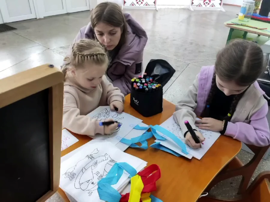 Майже 80 тис. грн для ЗСУ зібрали в ліцеї на Рівненщині - фото 3 Майже 80 тис. грн для ЗСУ зібрали в ліцеї на Рівненщині - фото 3
