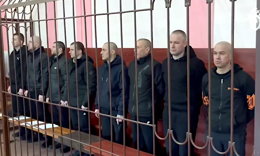 Вісьмох українських морпіхів засудили в “днр” нібито за обстріли Маріуполя