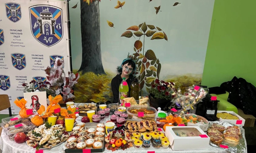 У рівненському ліцеї зібрали 60 тис. грн для захисників