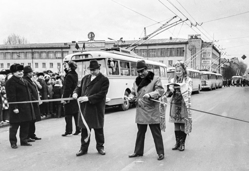 Тролейбусному руху у Рівному – 50 років - фото 1