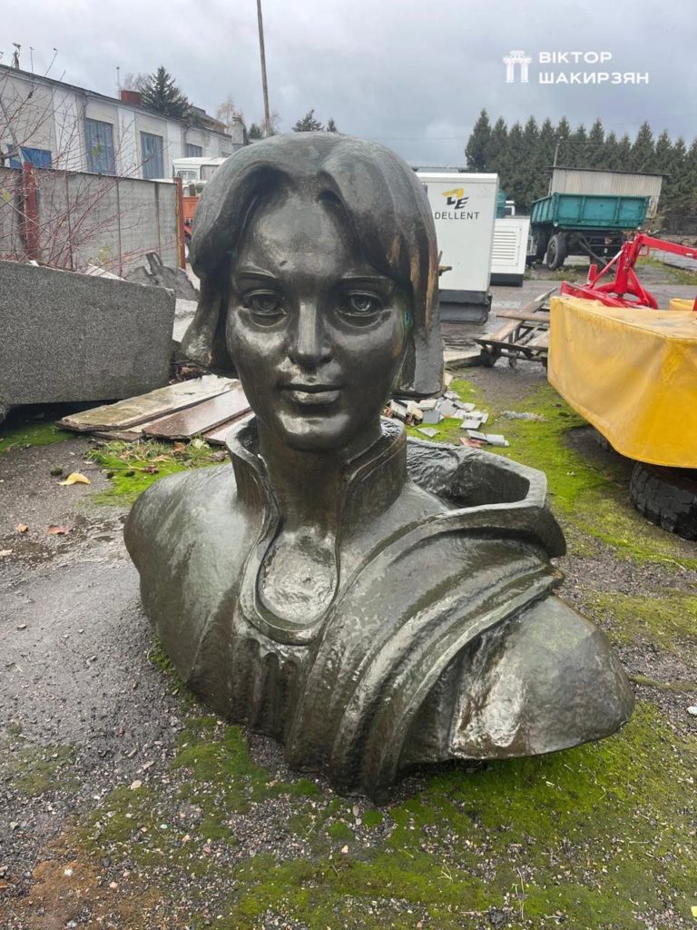 Кошти за рівненські пам’ятники підуть на дрони для військових - фото 1