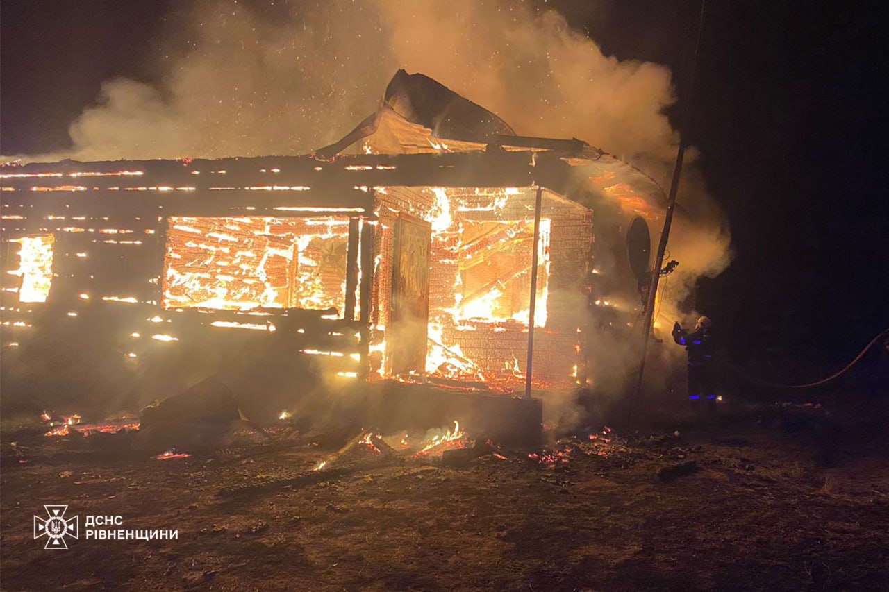 Будинок не вдалося врятувати від пожежі на Рівненщині