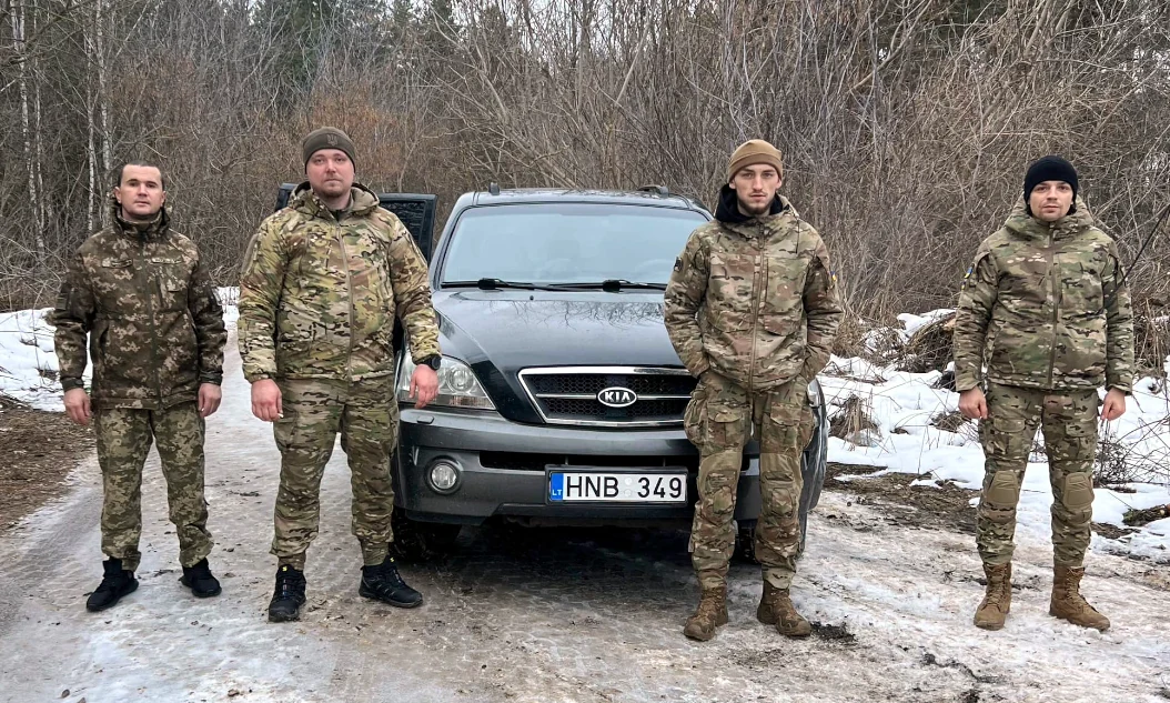 Громада на Рівненщині придбала для прикордонного підрозділу авто