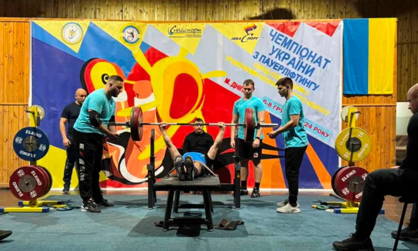 На Чемпіонаті України з пара паверліфтингу спортсмени з Рівненщини здобули 22 медалі