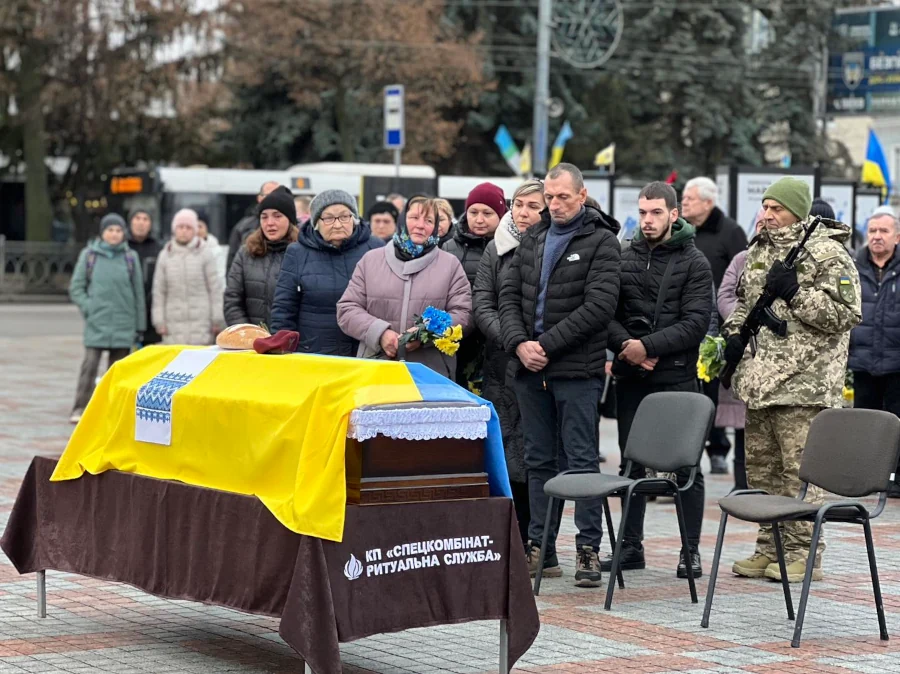 У Рівному попрощались із полеглим захисником - фото 1