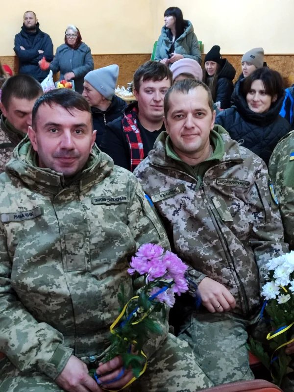 У громаді на Рівненщині ярмаркували для допомоги захисникам - фото 1