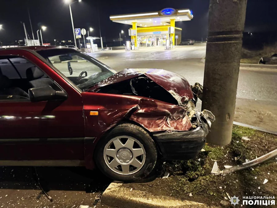 Водій скоїв ДТП у Рівному, втік, і повернувся наступного дня за авто - фото 1