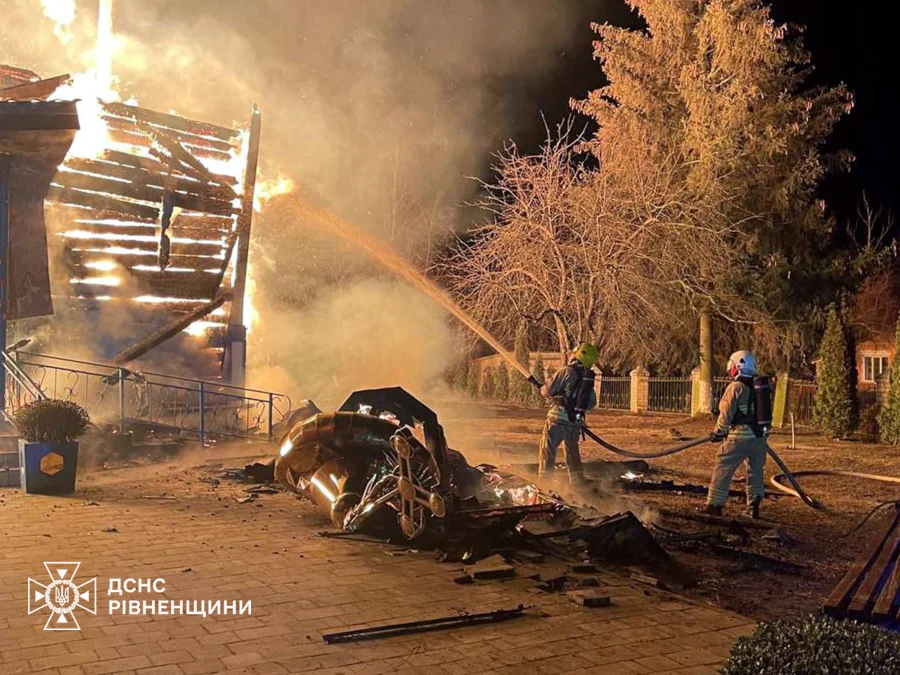 Вогонь знищив дерев'яну церкву на Рівненщині - фото 2