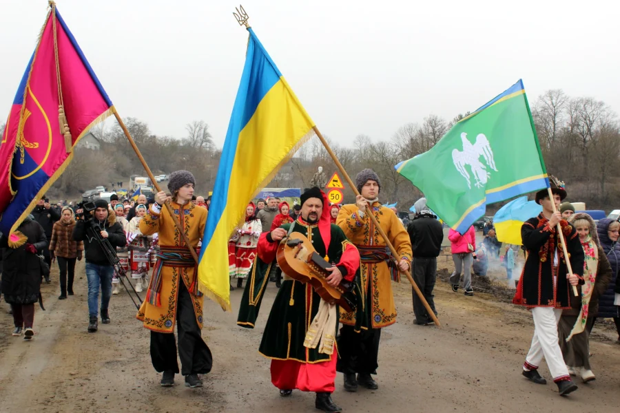До акції 