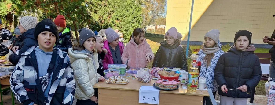 Понад 6 млн грн передали ЗСУ освітяни громади з Рівненщини - фото 2