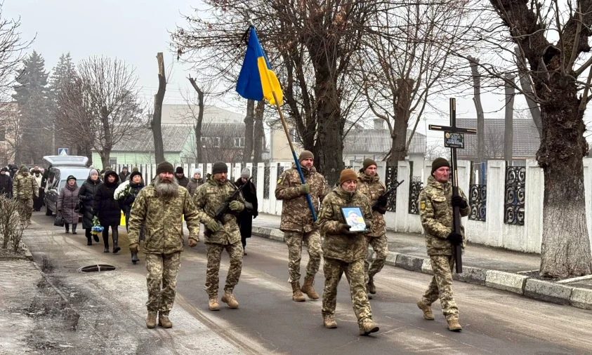 З полеглим в Курській області стрільцем попрощались на Рівненщині