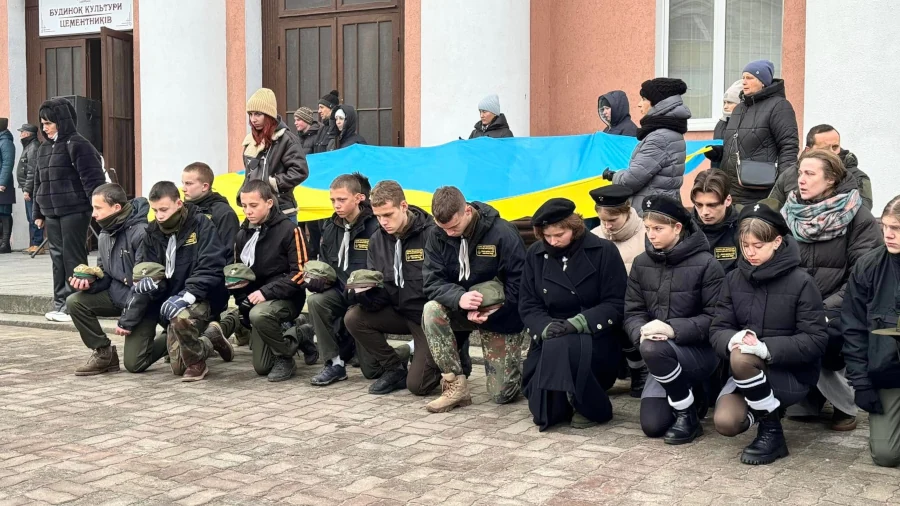 З полеглим в Курській області стрільцем попрощались на Рівненщині - фото 3